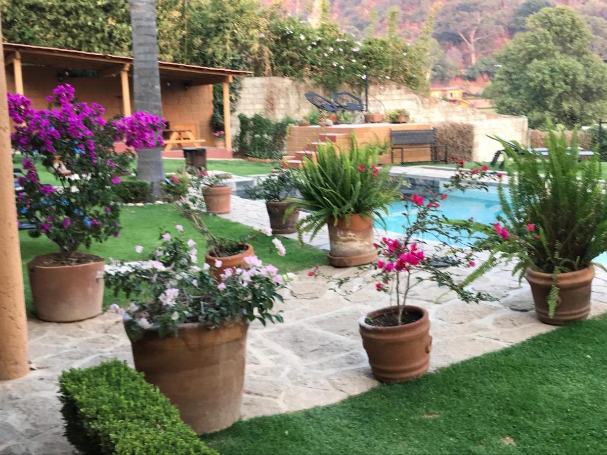 Cabanas Lago Escondido Valle de Bravo Ngoại thất bức ảnh