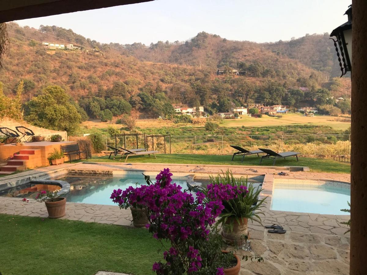 Cabanas Lago Escondido Valle de Bravo Ngoại thất bức ảnh