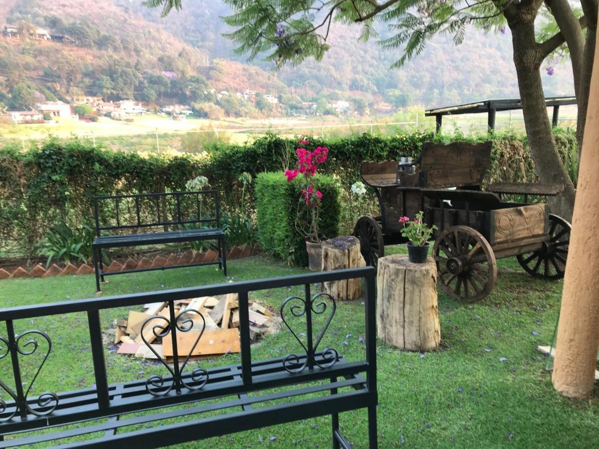 Cabanas Lago Escondido Valle de Bravo Ngoại thất bức ảnh