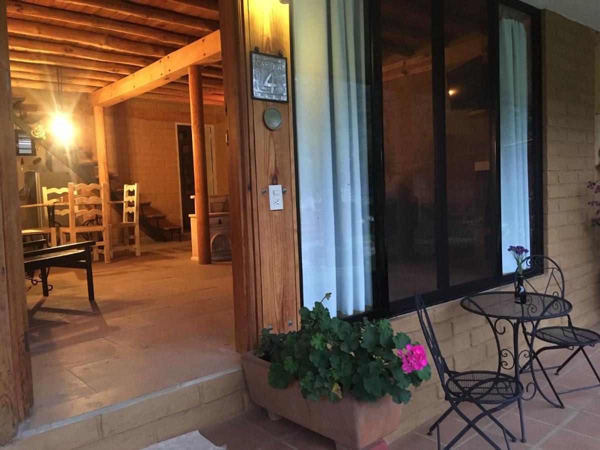 Cabanas Lago Escondido Valle de Bravo Ngoại thất bức ảnh