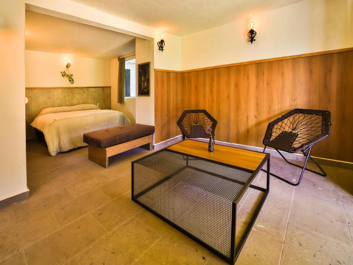 Cabanas Lago Escondido Valle de Bravo Ngoại thất bức ảnh