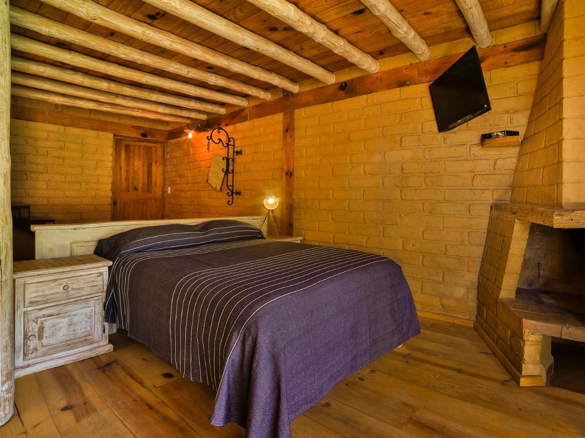 Cabanas Lago Escondido Valle de Bravo Ngoại thất bức ảnh