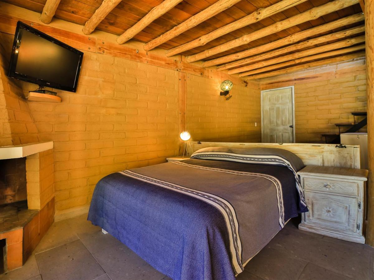 Cabanas Lago Escondido Valle de Bravo Ngoại thất bức ảnh